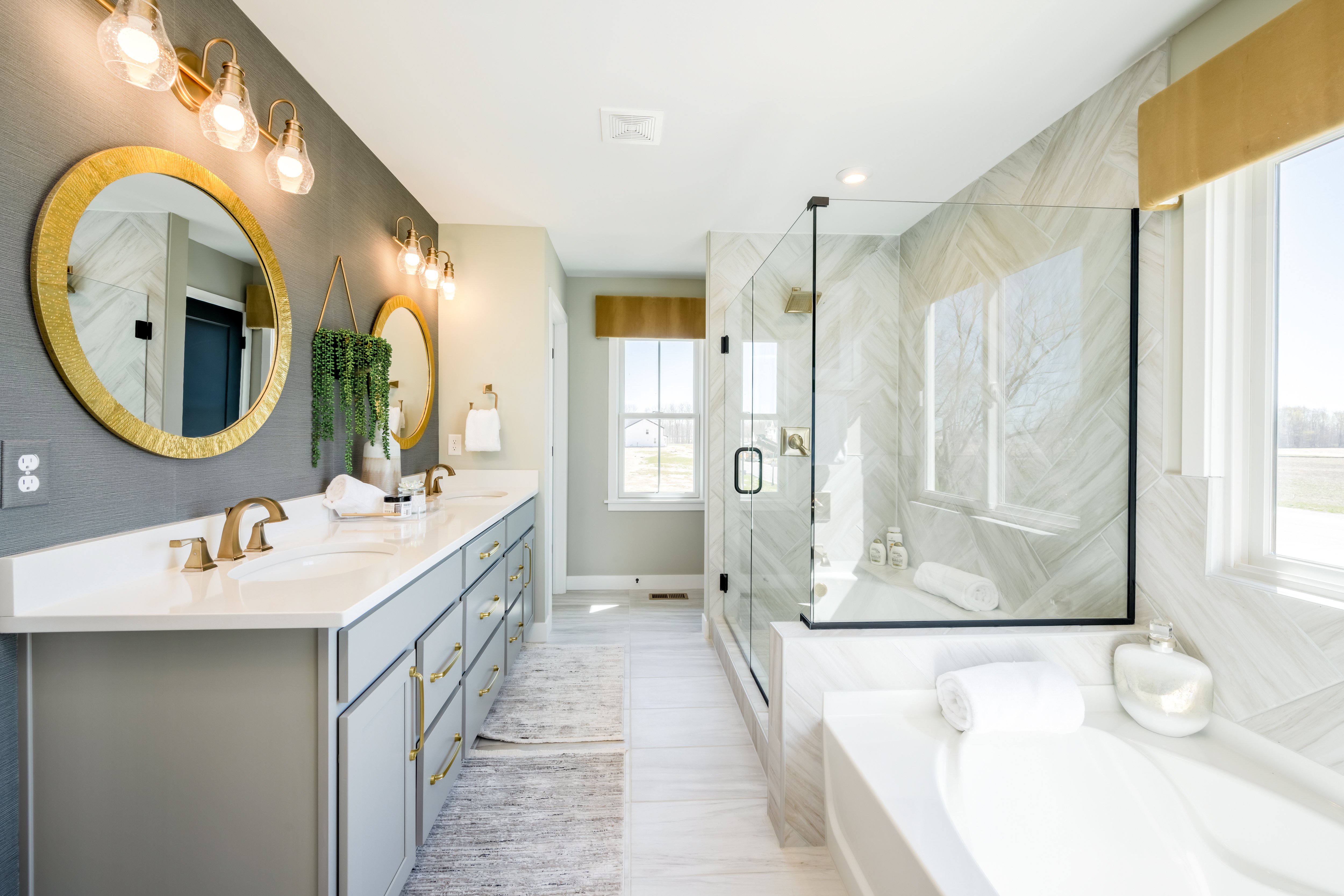 chatham-brook_wyatt_owners-bath_0fh5992_interior-1