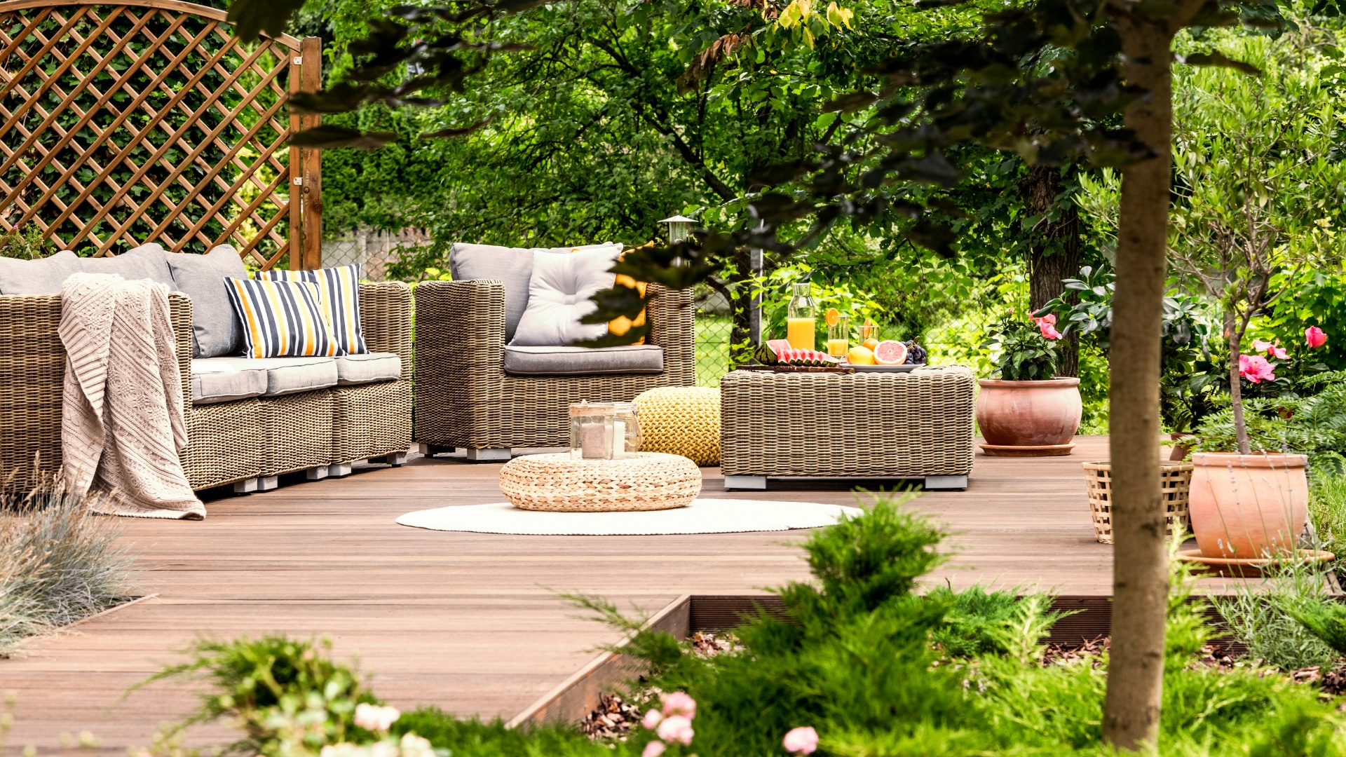5 Ways to Prepare Your Yard for Summer