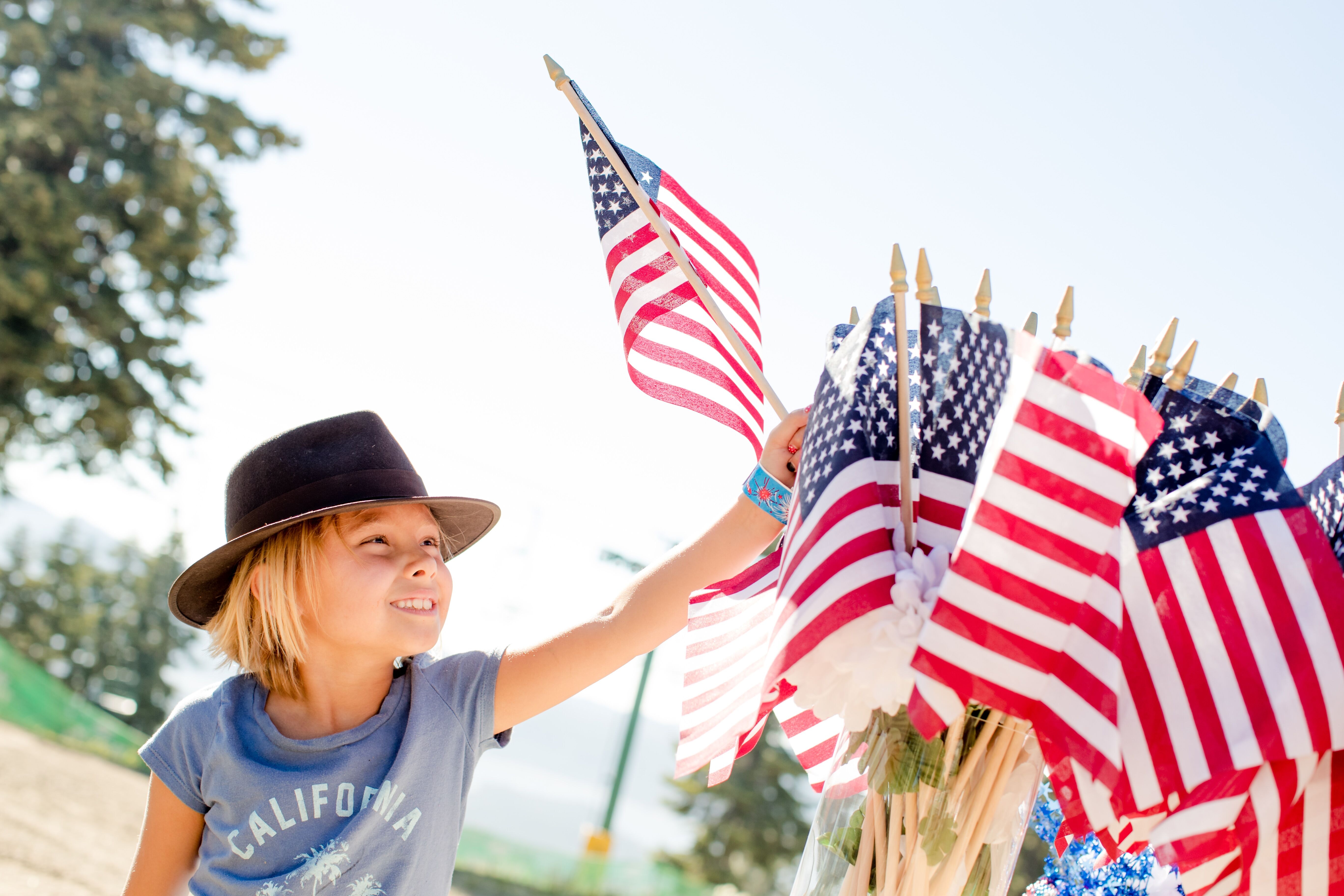 How to Throw an Epic 4th of July Celebration in Your Fischer Homes Community!